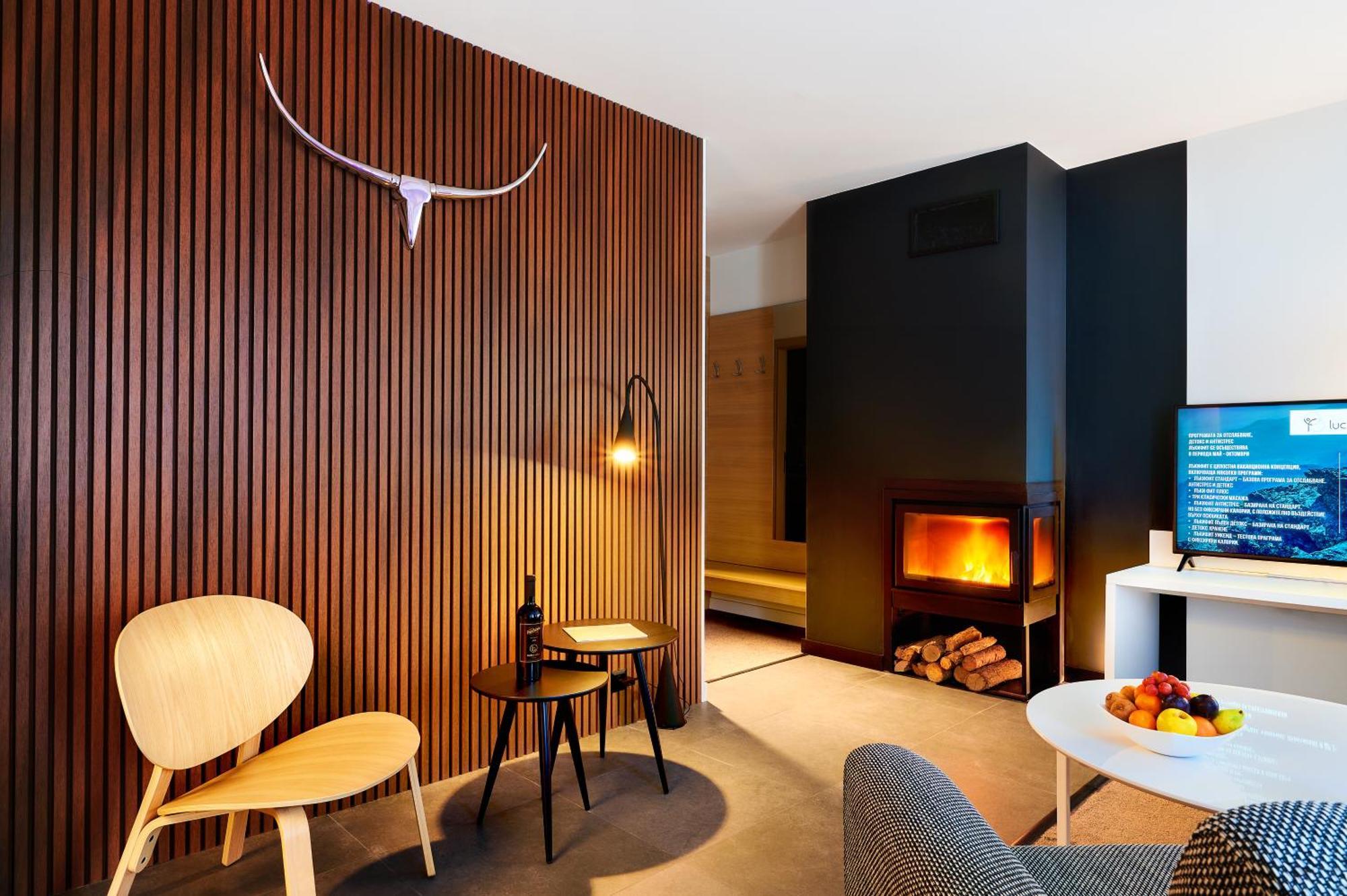 Lucky Bansko Aparthotel SPA&Relax Exteriér fotografie A suite at the Hotel