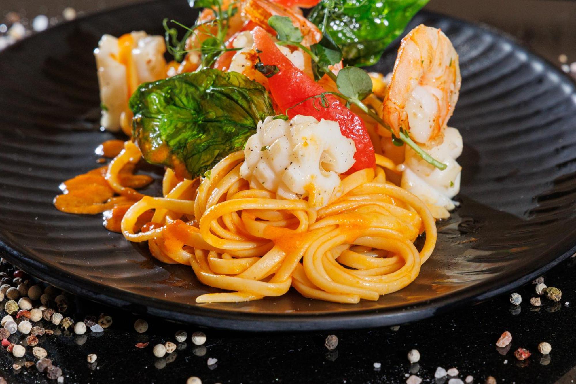 Lucky Bansko Aparthotel SPA&Relax Exteriér fotografie Seafood linguine